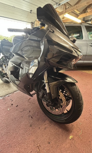 Damaged Kawasaki Ninja H2